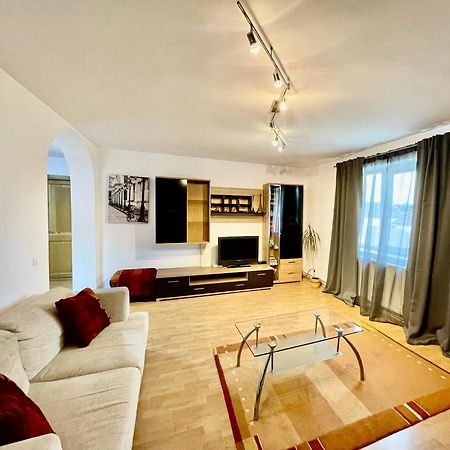Апартаменты Good Sleep Flat1 Сибиу Экстерьер фото